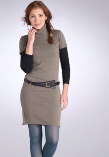 Rochie pulover cu decolteu rotund